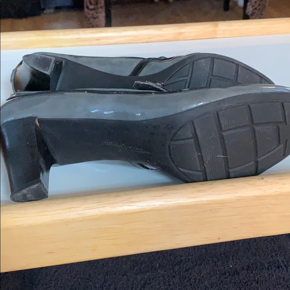 Women’s Maryjane grey patent leather 2in shoe - Picture 5 of 6